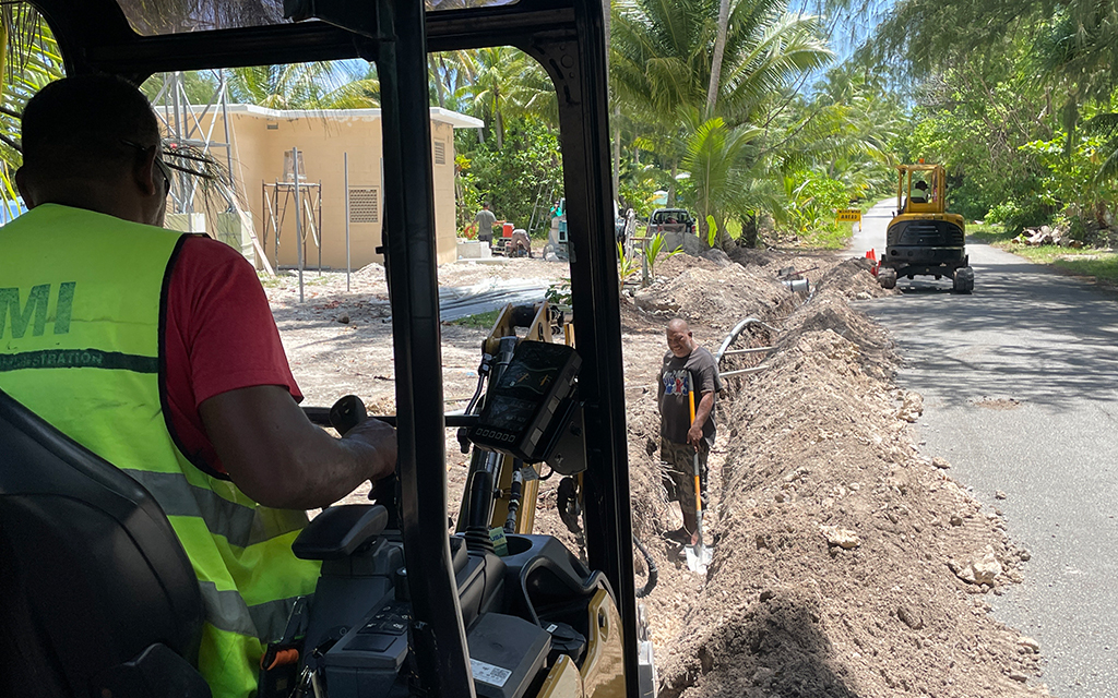 You are currently viewing NTA extends Fiber connectivity from Amata Kabua Int. Airport to Lomajurok Village